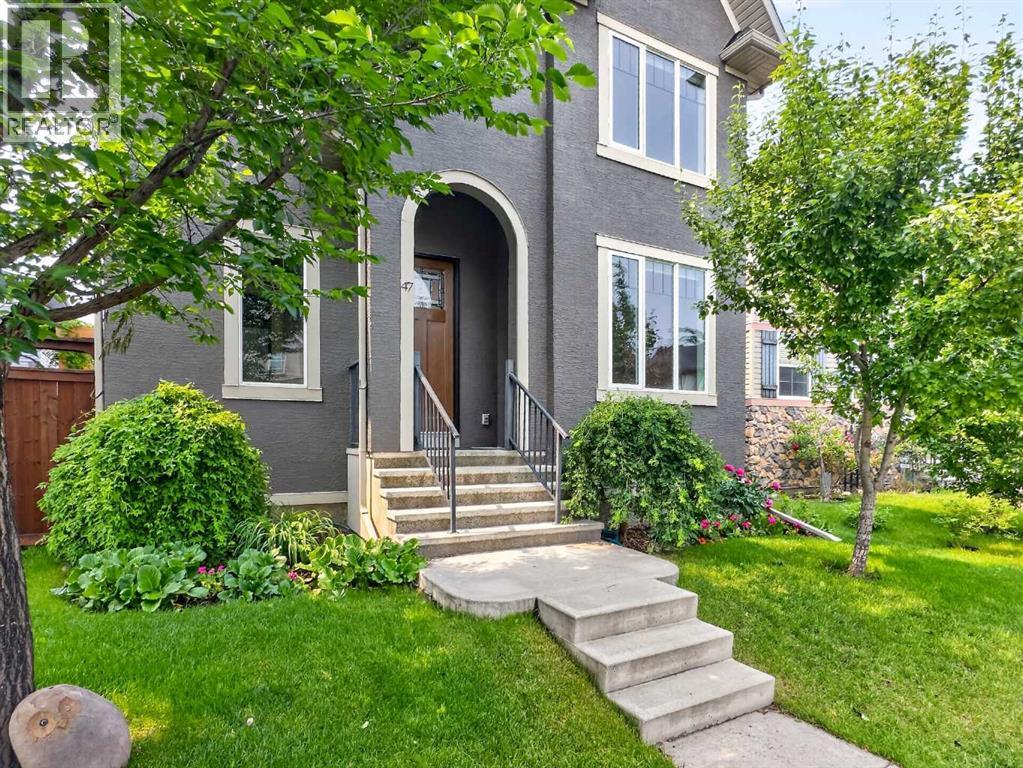 47 Elgin Meadows Road Se, Calgary, Alberta  T2Z 0S1 - Photo 2 - A2325756