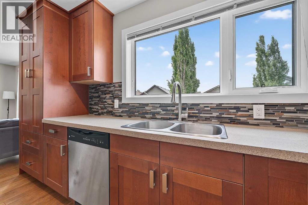 47 Elgin Meadows Road Se, Calgary, Alberta  T2Z 0S1 - Photo 42 - A2325756