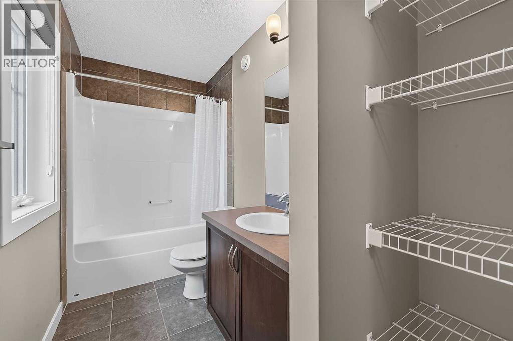 47 Elgin Meadows Road Se, Calgary, Alberta  T2Z 0S1 - Photo 31 - A2325756