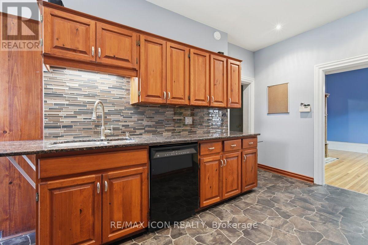 159 Front Street W, Strathroy-Caradoc, Ontario  N7G 1Y1 - Photo 14 - X13630310