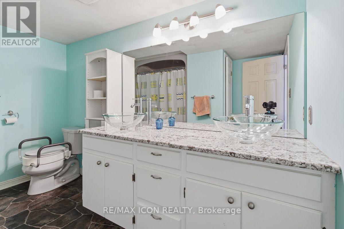 159 Front Street W, Strathroy-Caradoc, Ontario  N7G 1Y1 - Photo 23 - X13630310