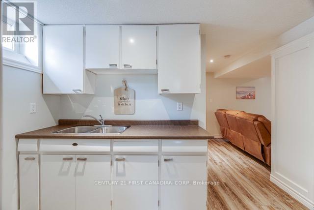 Lower - 216 Irving Place, London East, Ontario  N5V 2H9 - Photo 8 - X13630324
