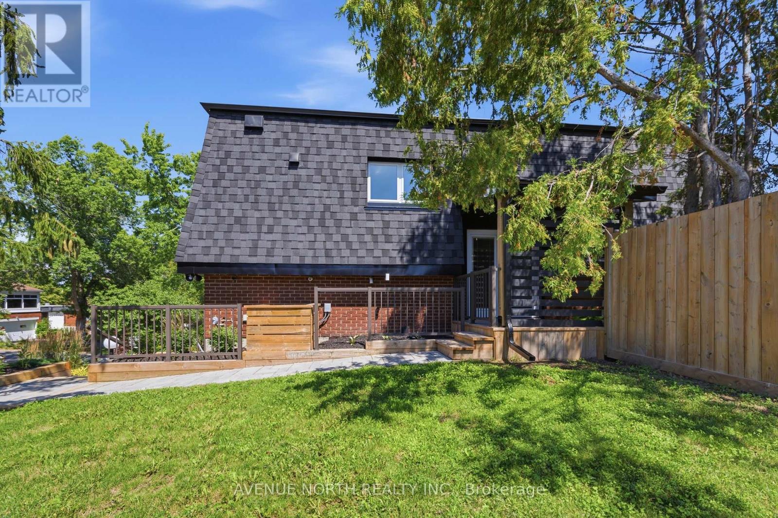 2 Oberon Street, Ottawa, Ontario  K2H 7X7 - Photo 5 - X13630288