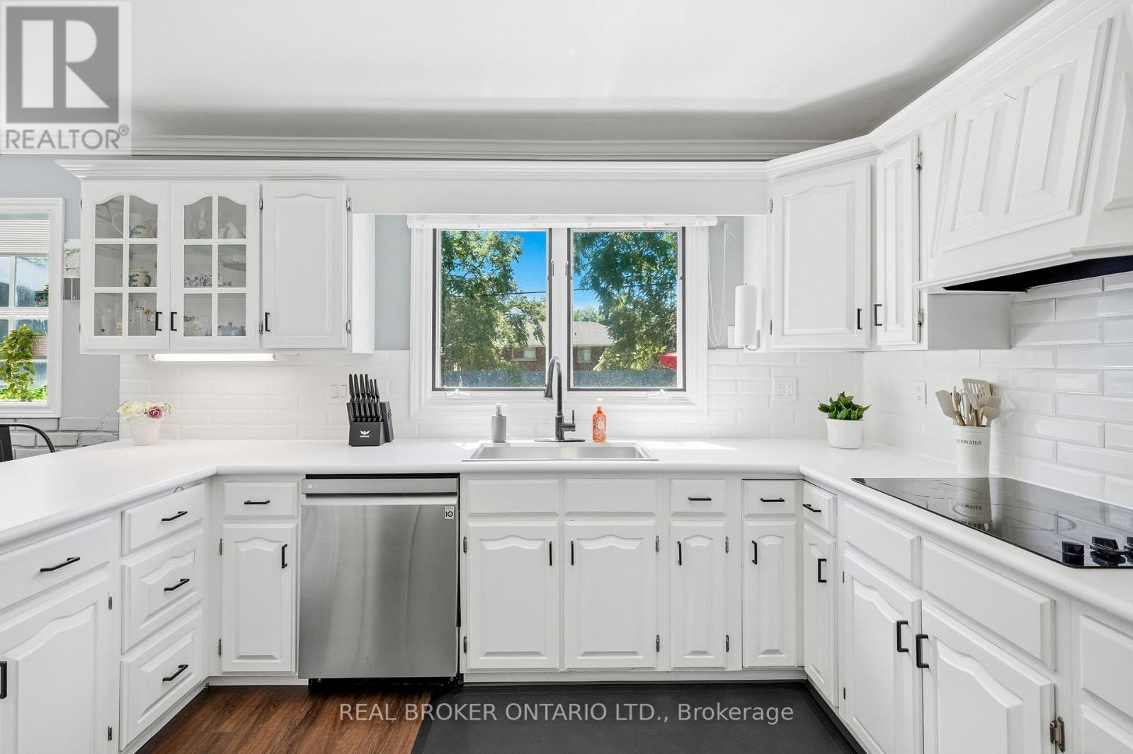 17 Lindbergh Drive, Fort Erie, Ontario  L2A 2Z5 - Photo 13 - X13630316