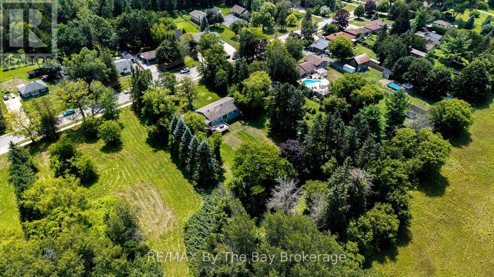 258 Sunnidale Street, Clearview, Ontario  L0M 1S0 - Photo 47 - S13629786