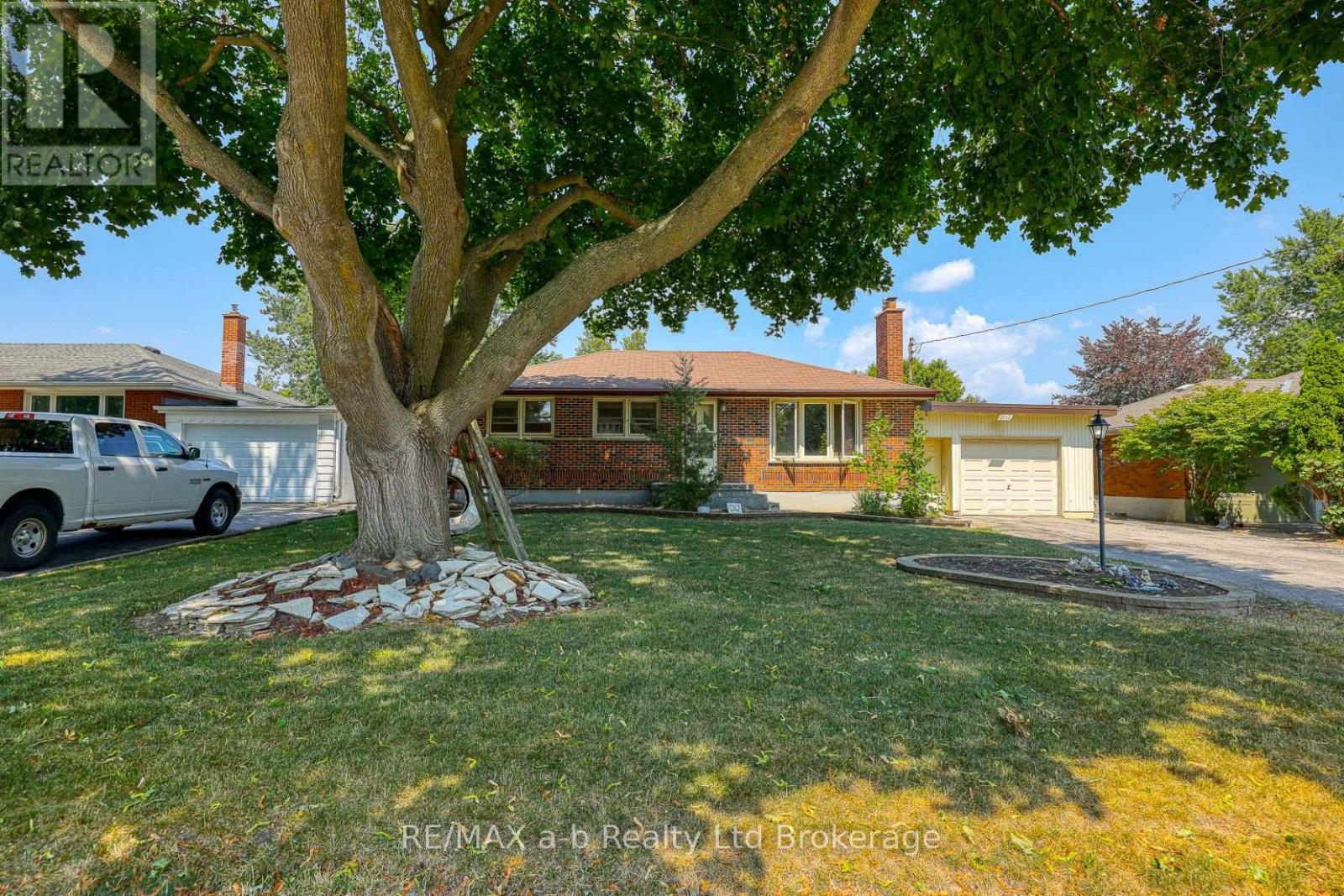 6752 Beattie Street, London South, Ontario  N6P 1A7 - Photo 5 - X13630292