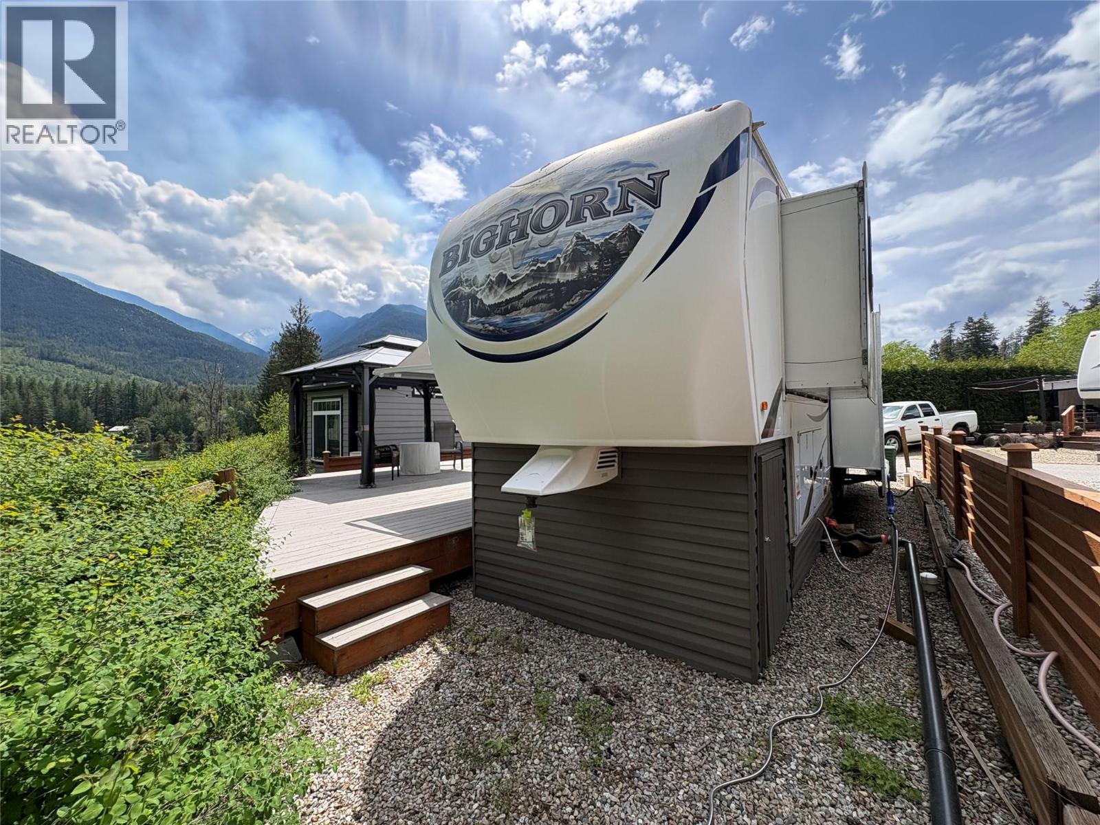 7298 3a Highway Unit# 31, Balfour, British Columbia  V1L 6S4 - Photo 8 - 10389248