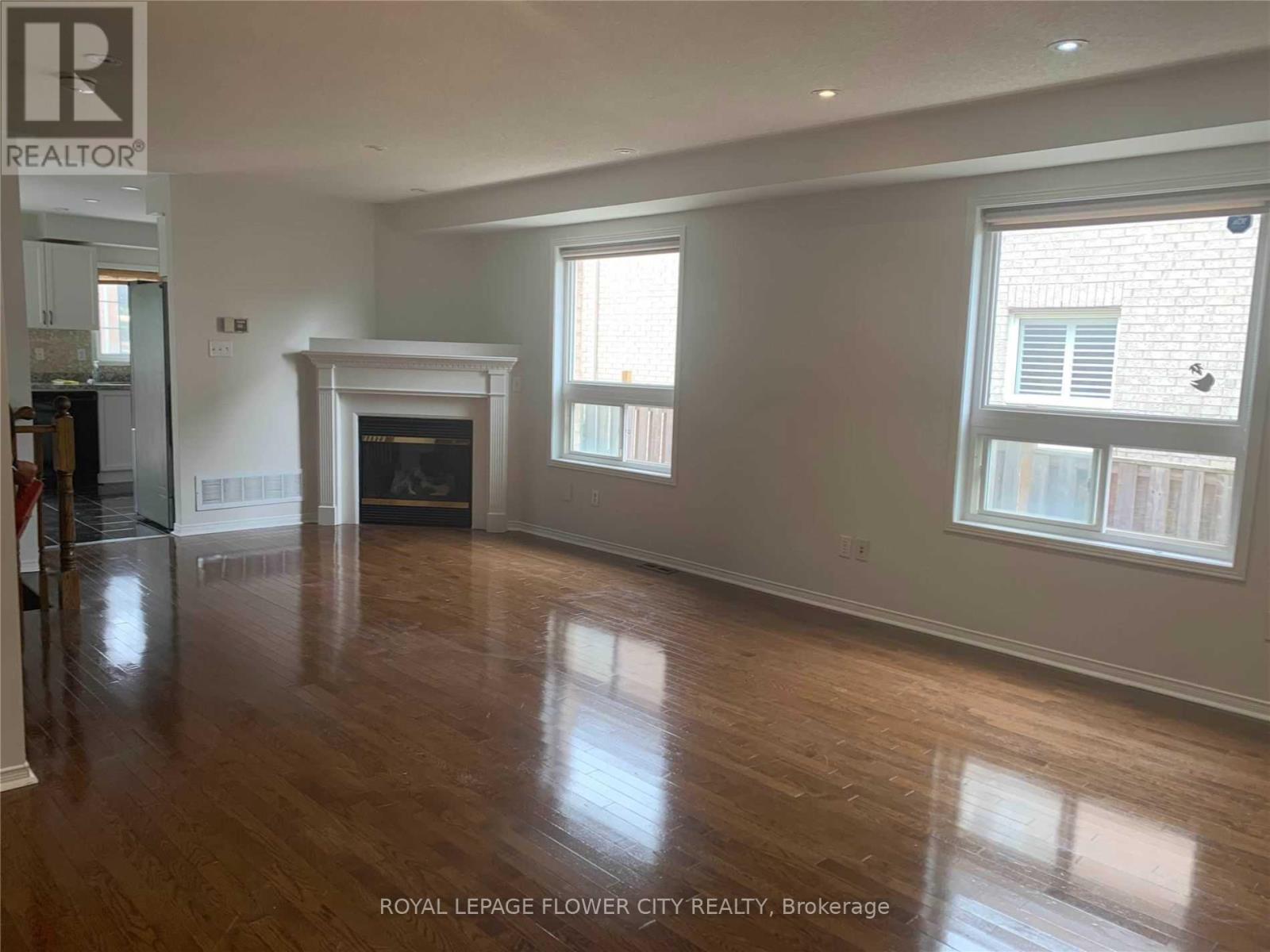 UPPER - 7227 PARA PLACE, Mississauga, Ontario