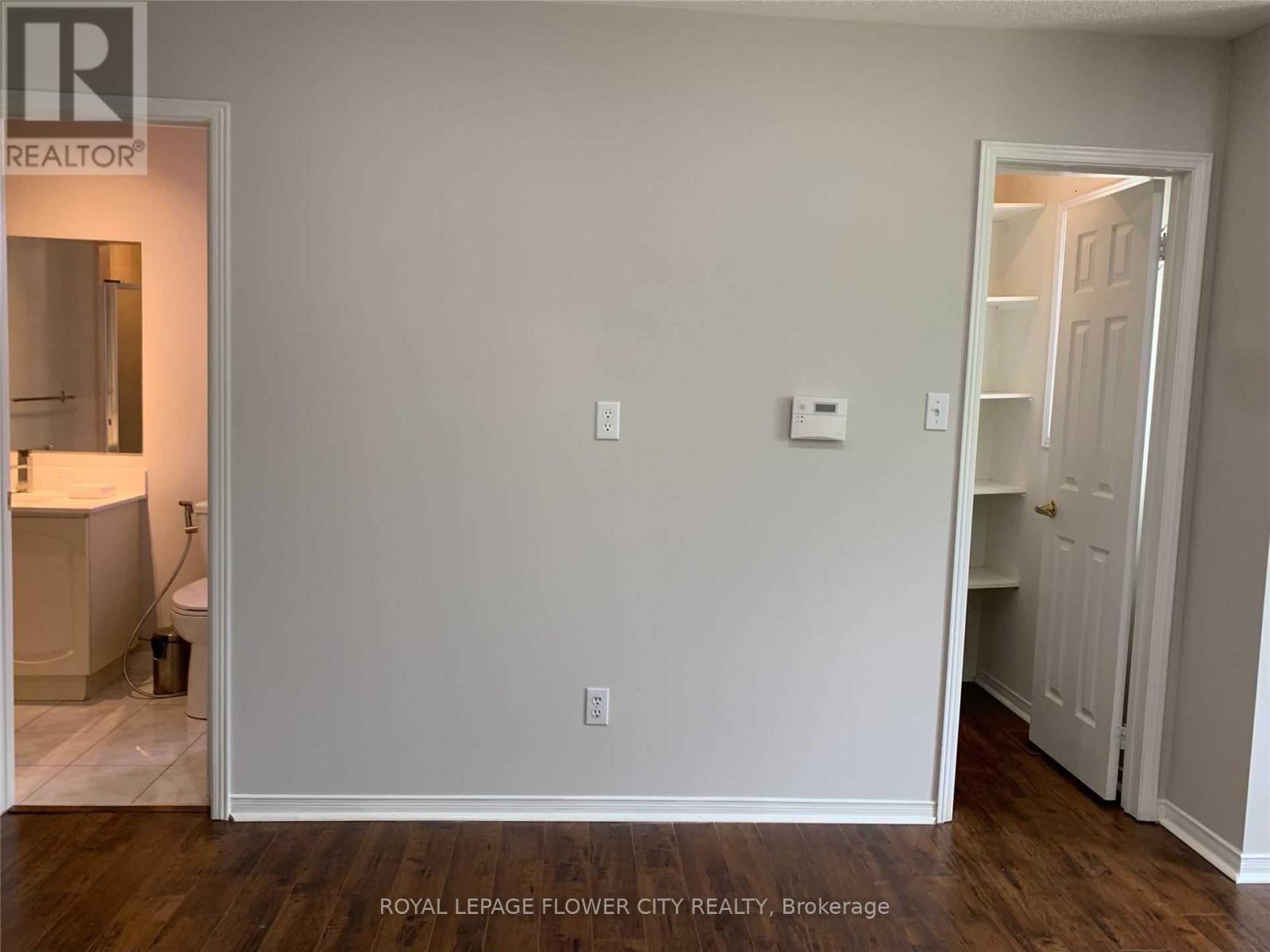 Upper - 7227 Para Place, Mississauga, Ontario  L5W 1K4 - Photo 23 - W13518772