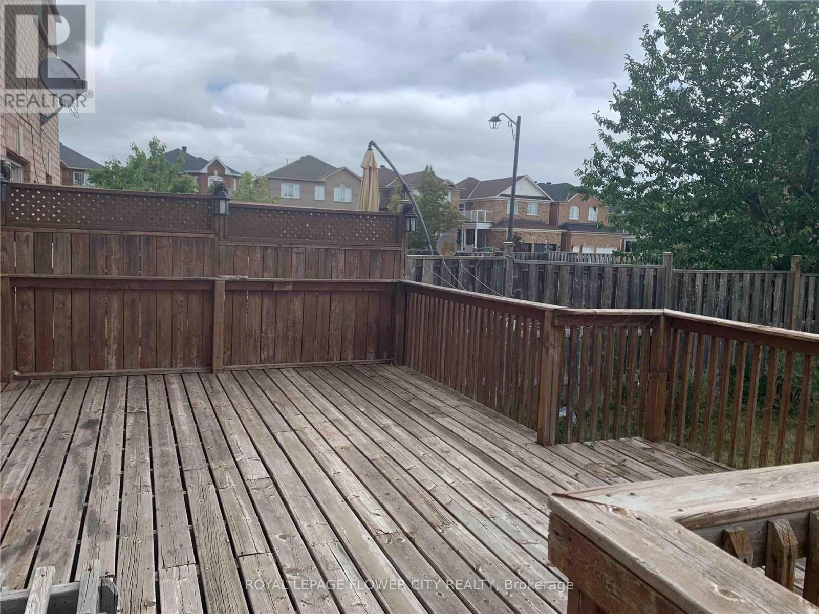 Upper - 7227 Para Place, Mississauga, Ontario  L5W 1K4 - Photo 35 - W13518772