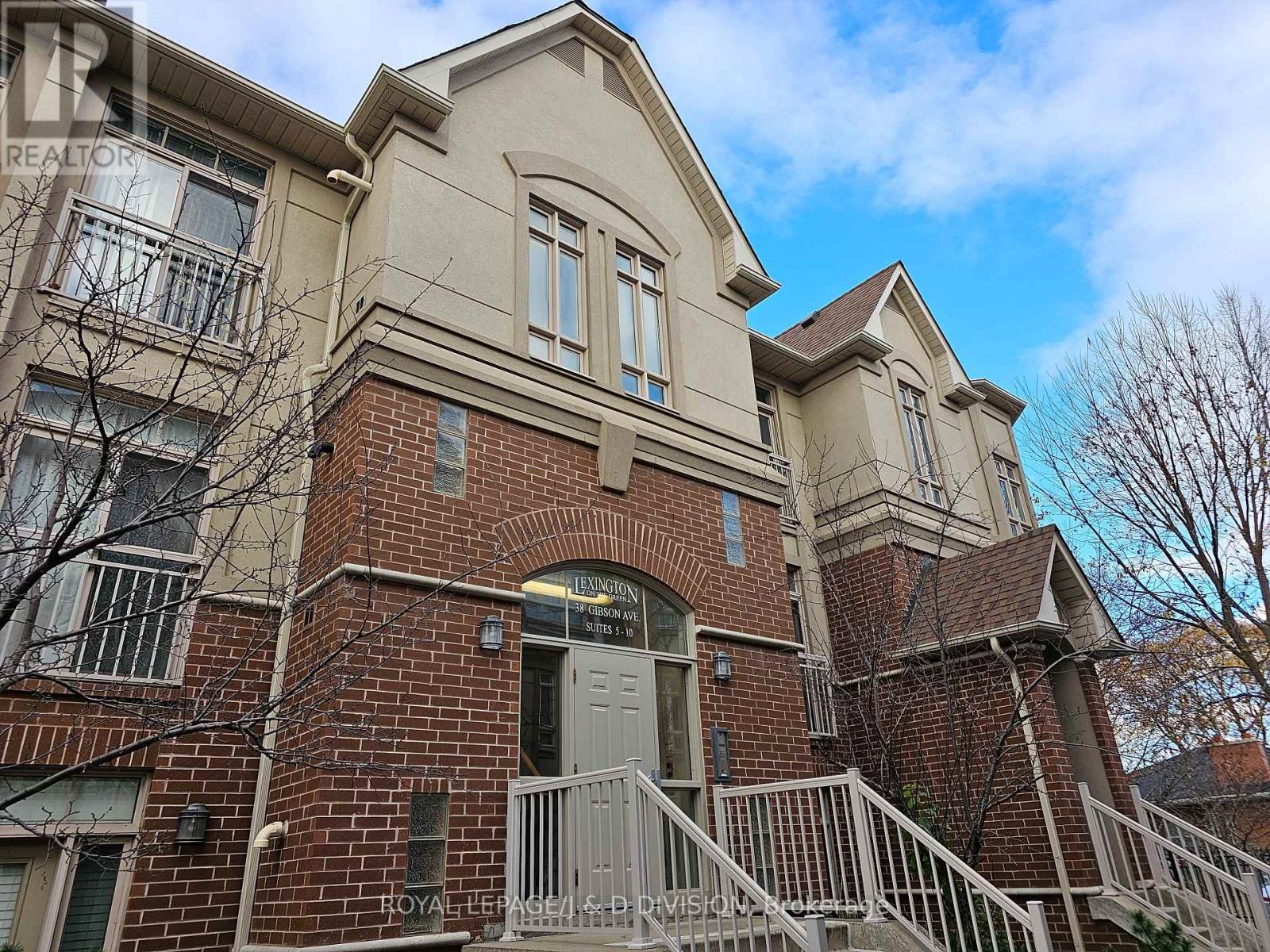 9 - 38 GIBSON AVENUE, Toronto, Ontario