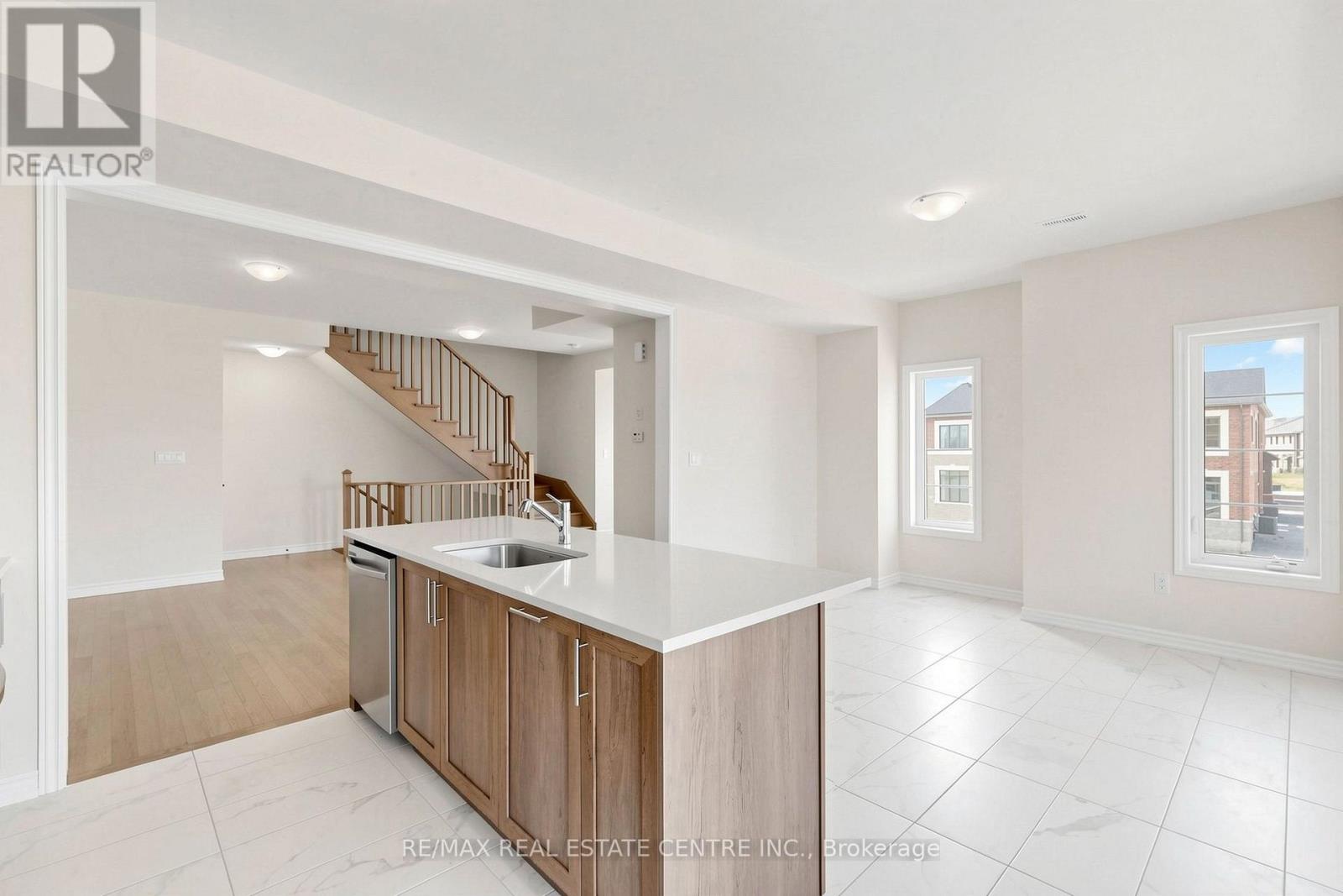 230 Fireweed Gate, Milton, Ontario  L9E 2B7 - Photo 23 - W13630280