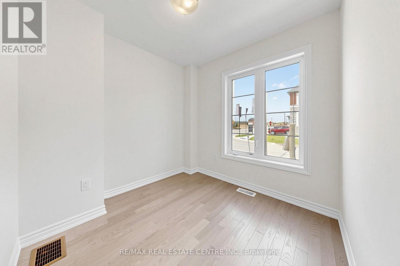 230 Fireweed Gate, Milton, Ontario  L9E 2B7 - Photo 27 - W13630280