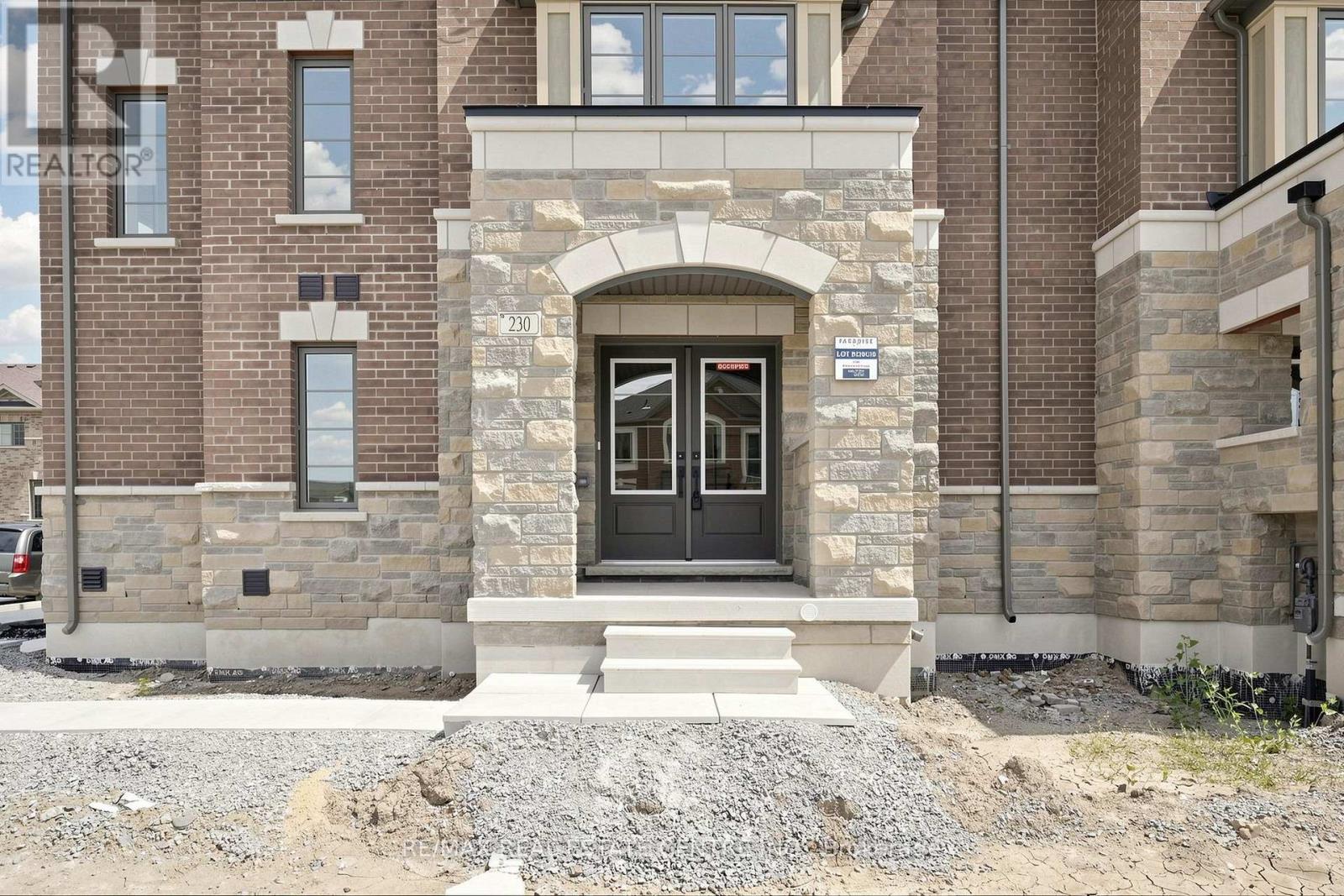 230 Fireweed Gate, Milton, Ontario  L9E 2B7 - Photo 3 - W13630280