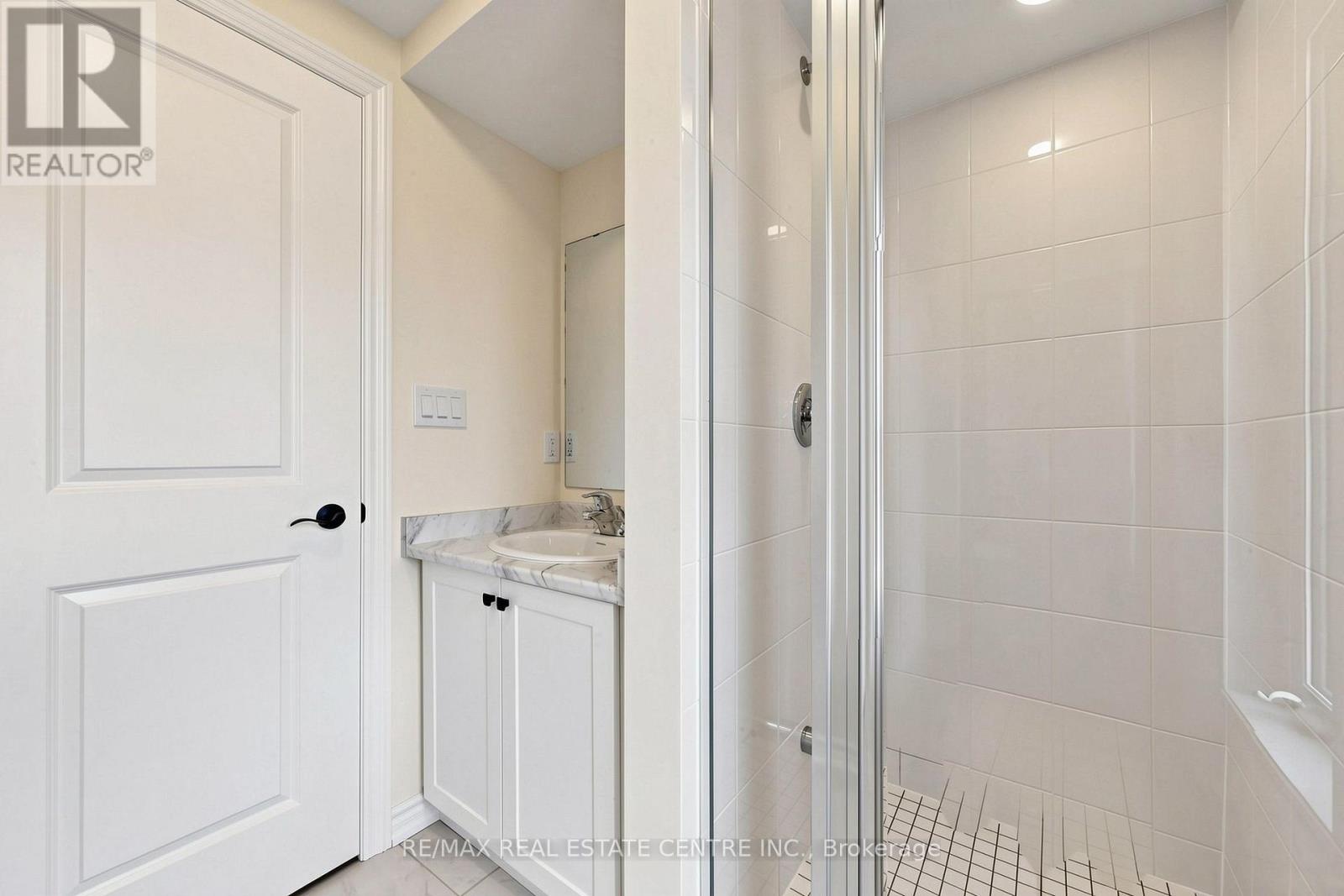 230 Fireweed Gate, Milton, Ontario  L9E 2B7 - Photo 32 - W13630280