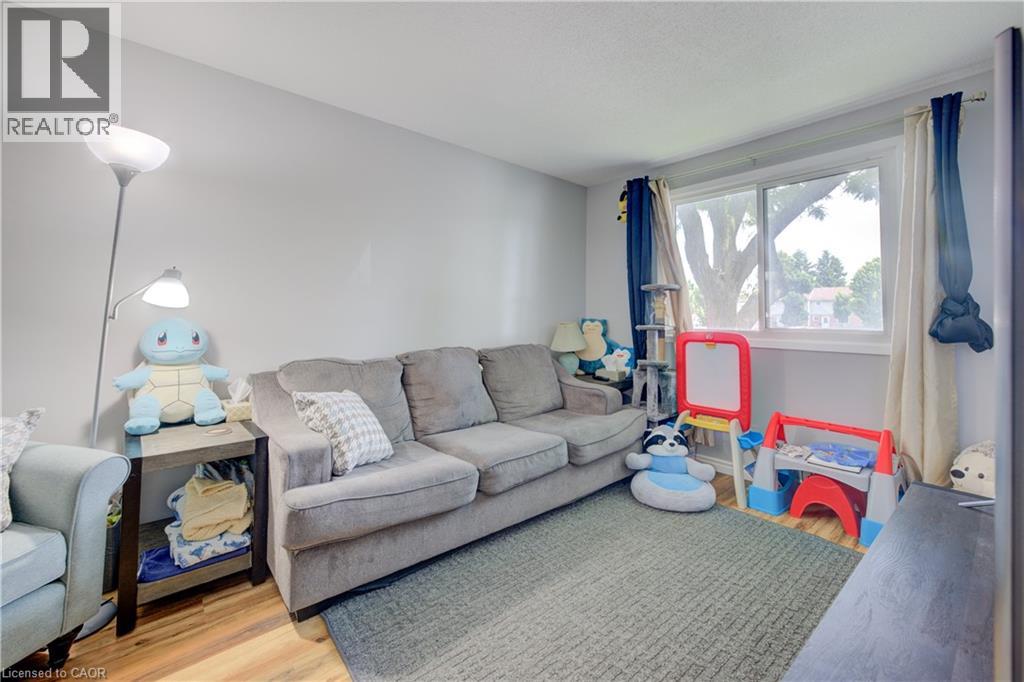 486 Springbank Street, Woodstock, Ontario  N4T 1K8 - Photo 2 - 40852803