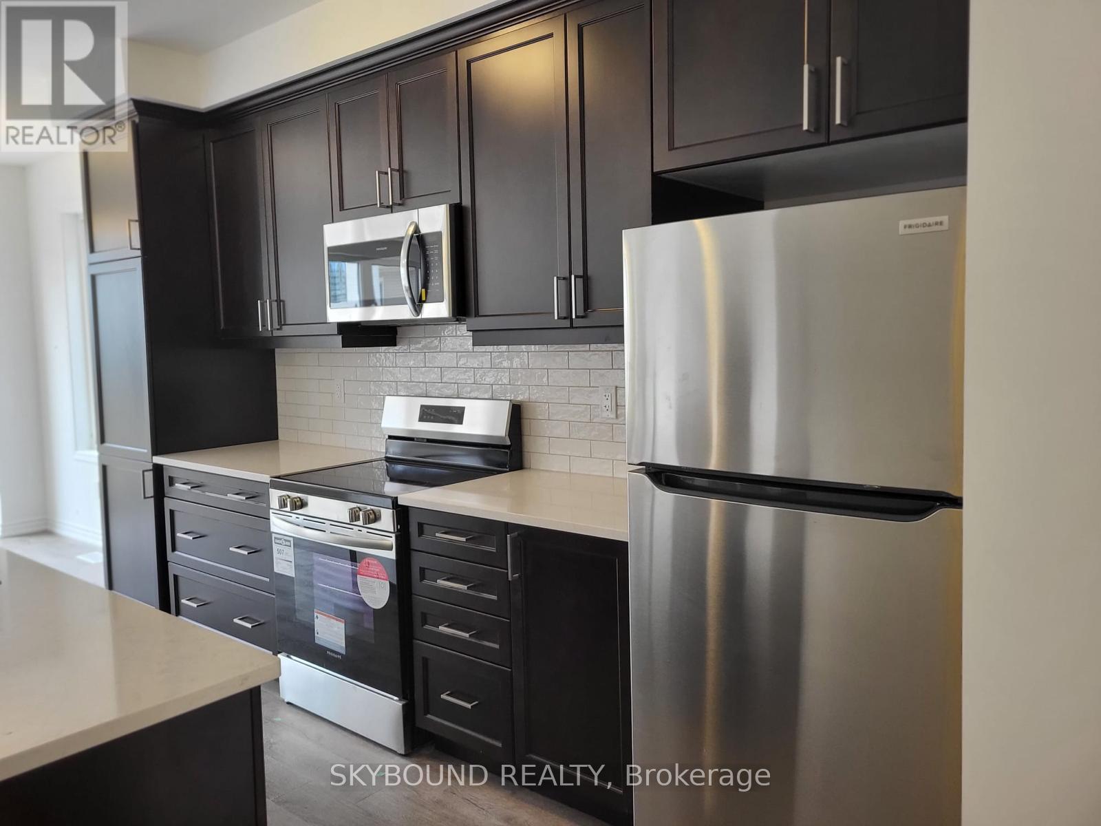 58 Histand Trail N, Kitchener, Ontario  N2R 0S2 - Photo 8 - X13630268