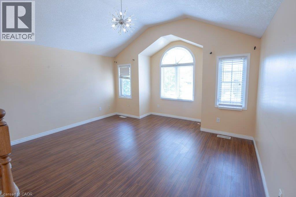 992 Copper Leaf Crescent, Kitchener, Ontario  N2E 3W3 - Photo 9 - 40839809