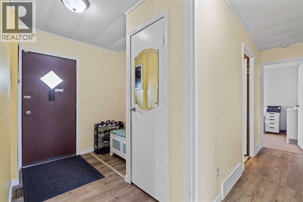 113 Spring Haven Court SE, Airdrie, Alberta  T4A 1J9 - Photo 8 - A2331800