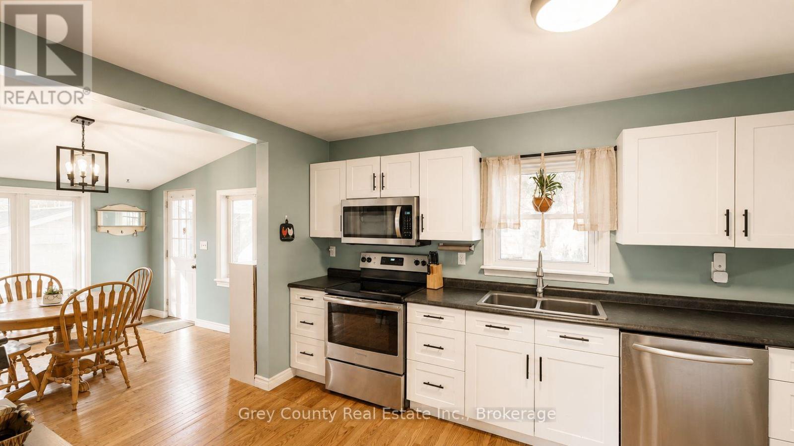120 Mark Street W, Grey Highlands, Ontario  N0C 1H0 - Photo 27 - X13630166