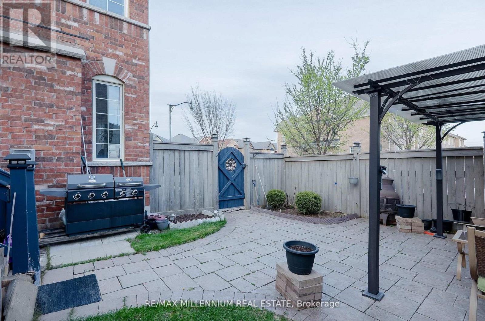 8 Zelda Road, Brampton, Ontario  L6R 0B3 - Photo 43 - W13627584