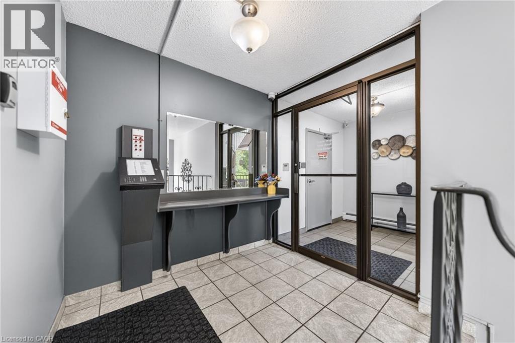 6 Shettleston Drive Unit# 102, Cambridge, Ontario  N3H 5E7 - Photo 6 - 40839420
