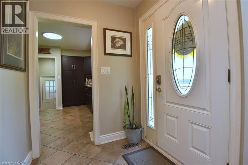 18 Garwood Avenue, Dundas, Ontario  L9H 7J9 - Photo 9 - 40851442