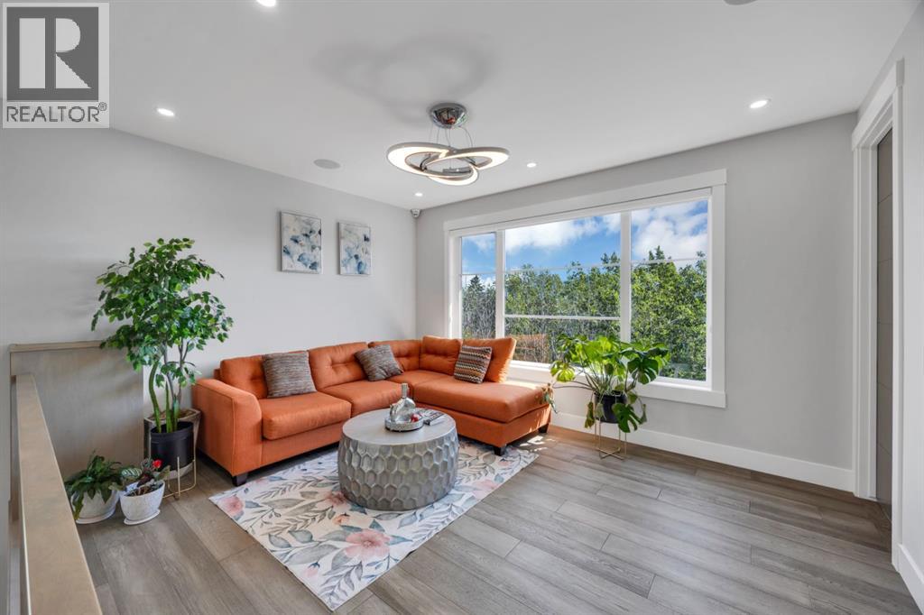 34 Rockford Park NW, Calgary, Alberta  T3G 0G7 - Photo 23 - A2328871