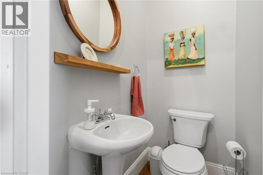 37 Connaught Avenue S, Hamilton, Ontario  L8M 3C3 - Photo 16 - 40852709