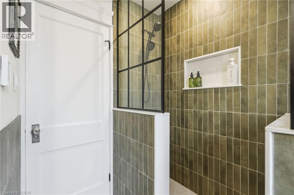 37 Connaught Avenue S, Hamilton, Ontario  L8M 3C3 - Photo 22 - 40852709