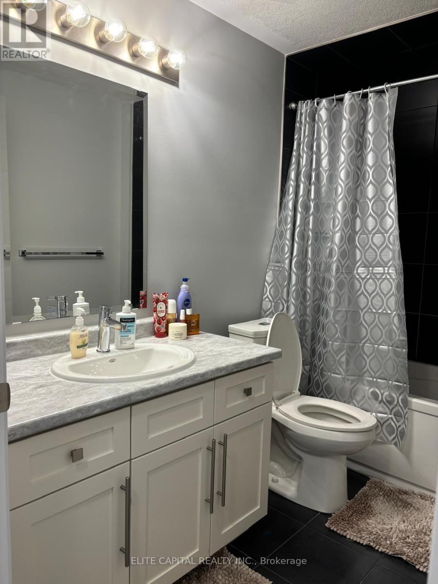 114 Oat Lane, Kitchener, Ontario  N2R 0S8 - Photo 8 - X13630338
