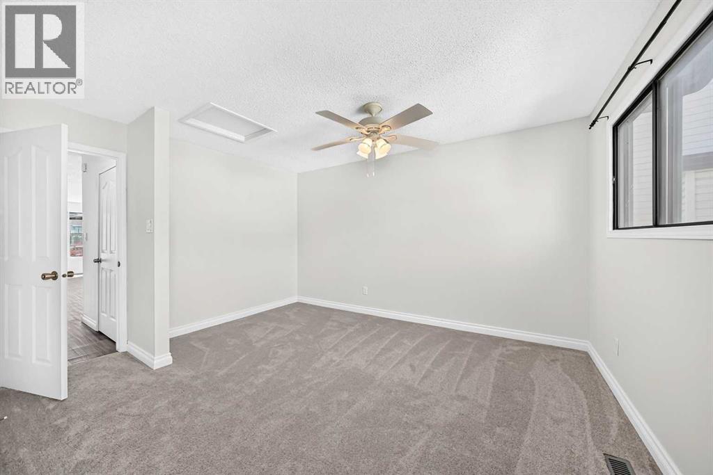 91 Cedarwood Hill SW, Calgary, Alberta  t2w 3h4 - Photo 21 - A2323249