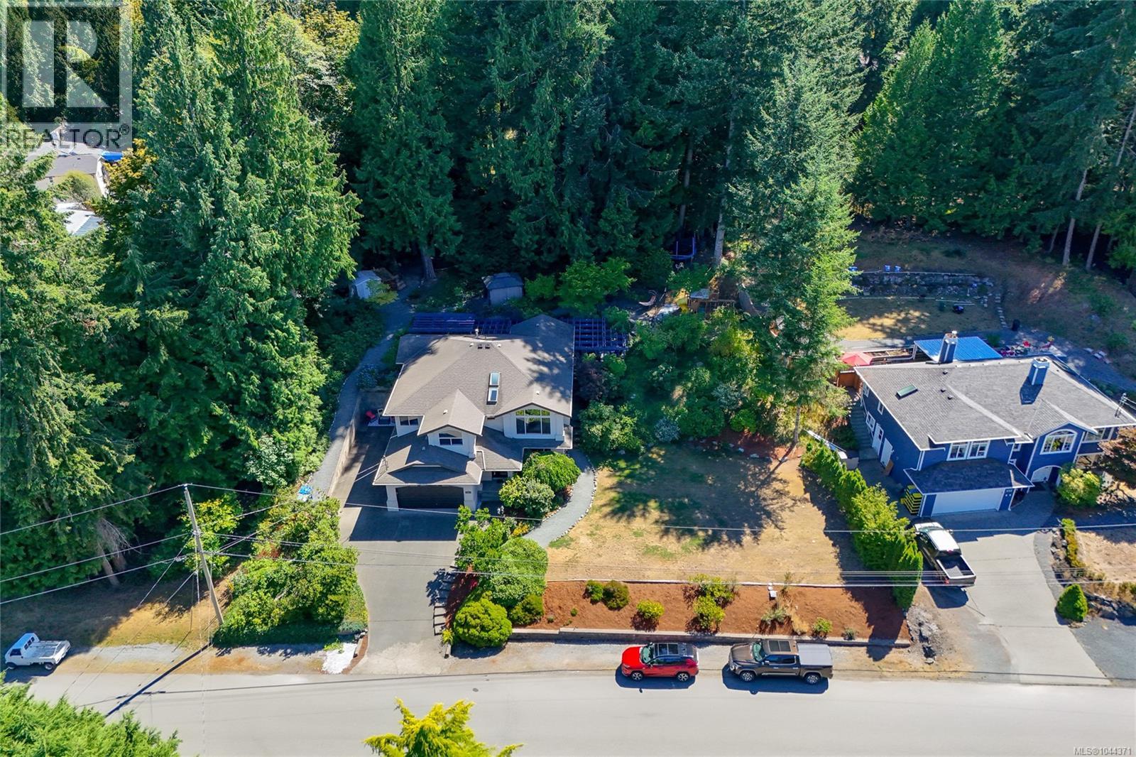 804 Bucktail Rd, Mill Bay, British Columbia  V8H 1H5 - Photo 2 - 1044371