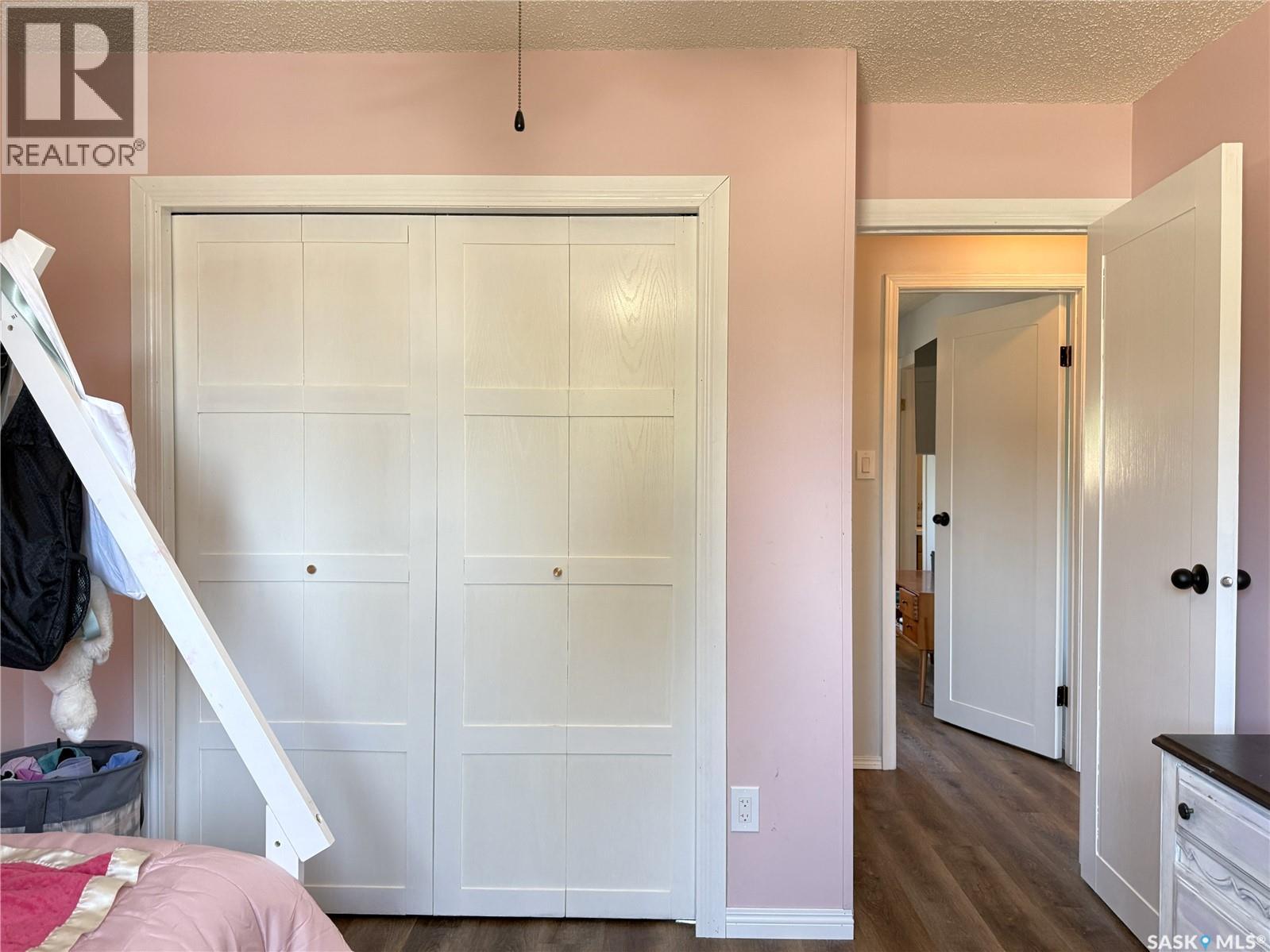 207 Maple Street, Outlook, Saskatchewan S0L 2N0 - Photo 22 - SK044253