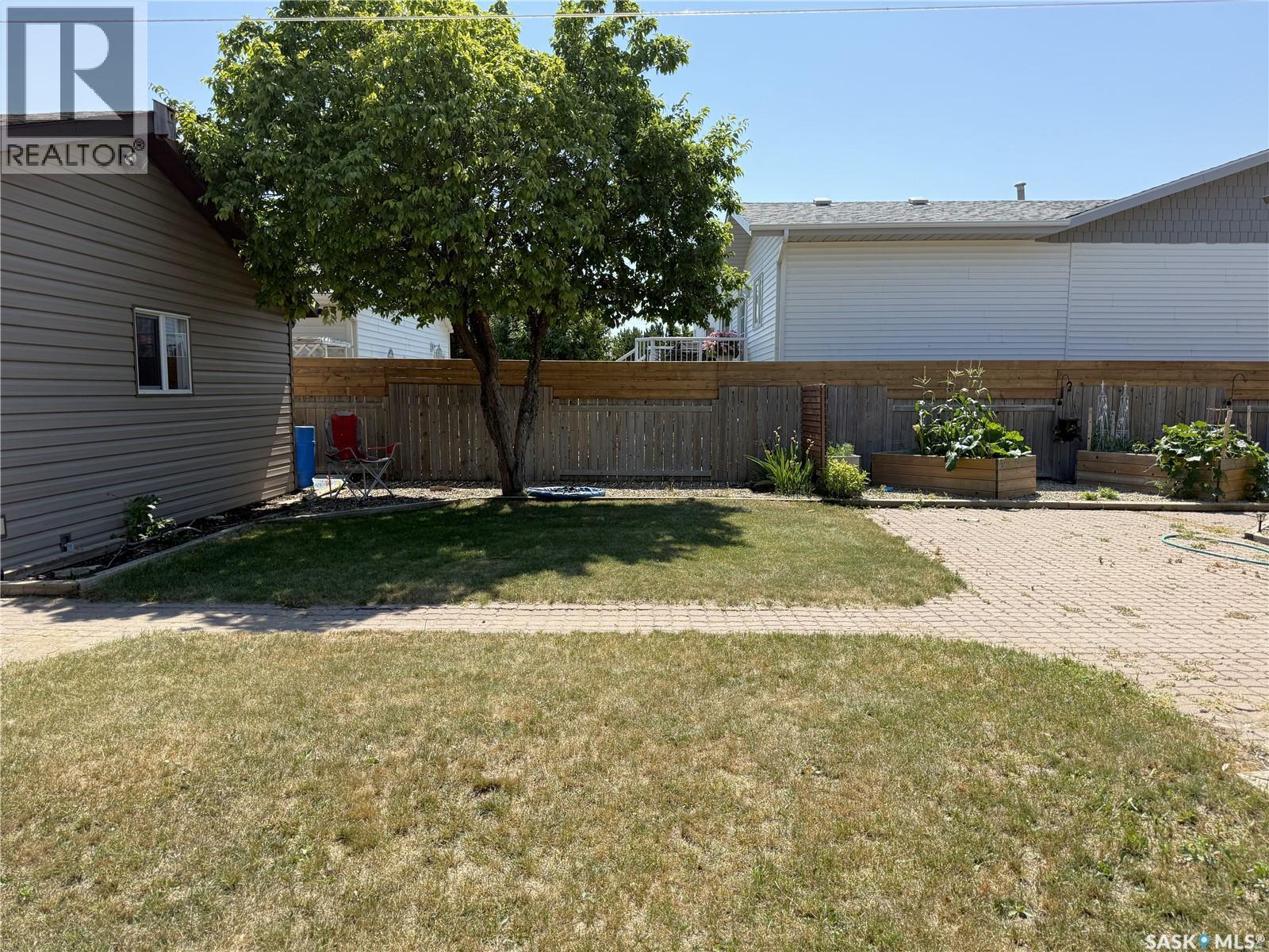 207 Maple Street, Outlook, Saskatchewan S0L 2N0 - Photo 58 - SK044253
