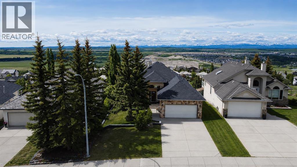 321 Gleneagles View, Cochrane, Alberta  T4C 1P4 - Photo 2 - A2320169