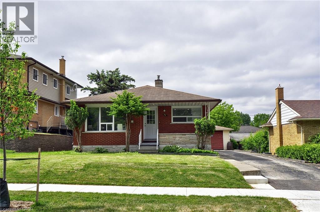 75 OLYMPIC Drive E Unit# Main, Kitchener, Ontario