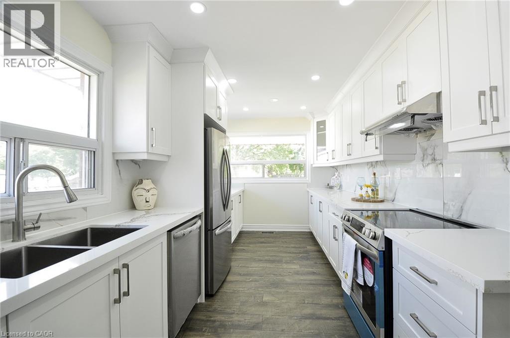 75 Olympic Drive E Unit# Main, Kitchener, Ontario  N2M 3S7 - Photo 2 - 40845972