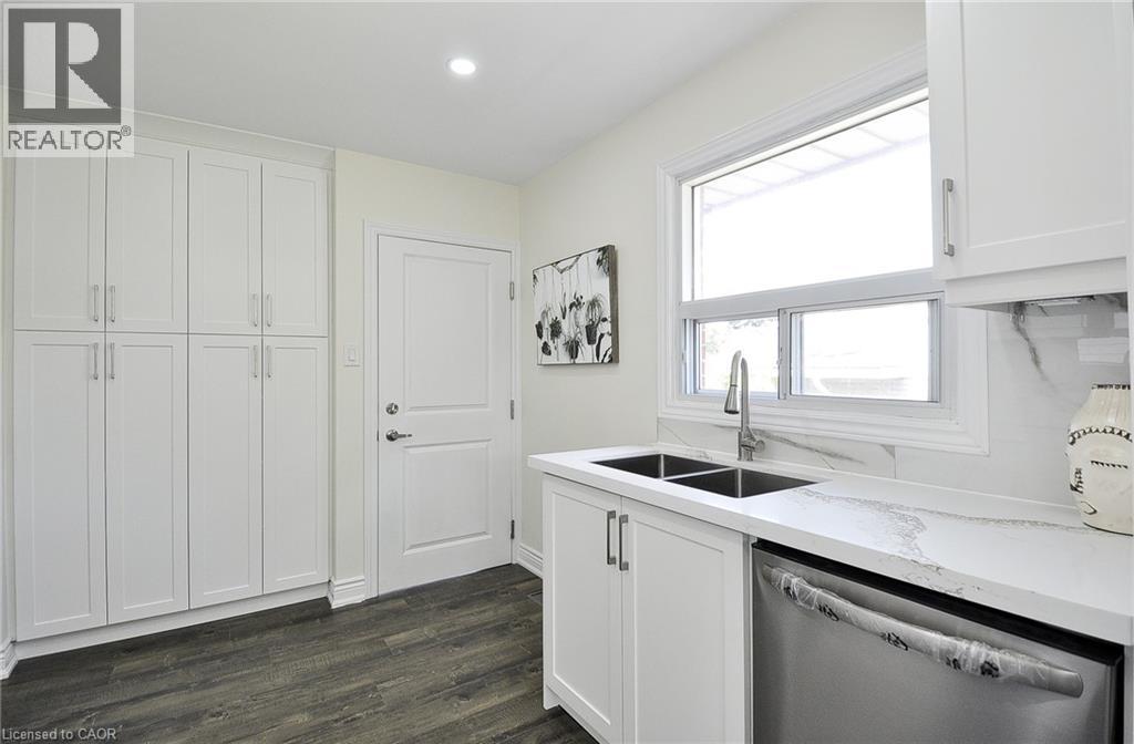 75 Olympic Drive E Unit# Main, Kitchener, Ontario  N2M 3S7 - Photo 6 - 40845972