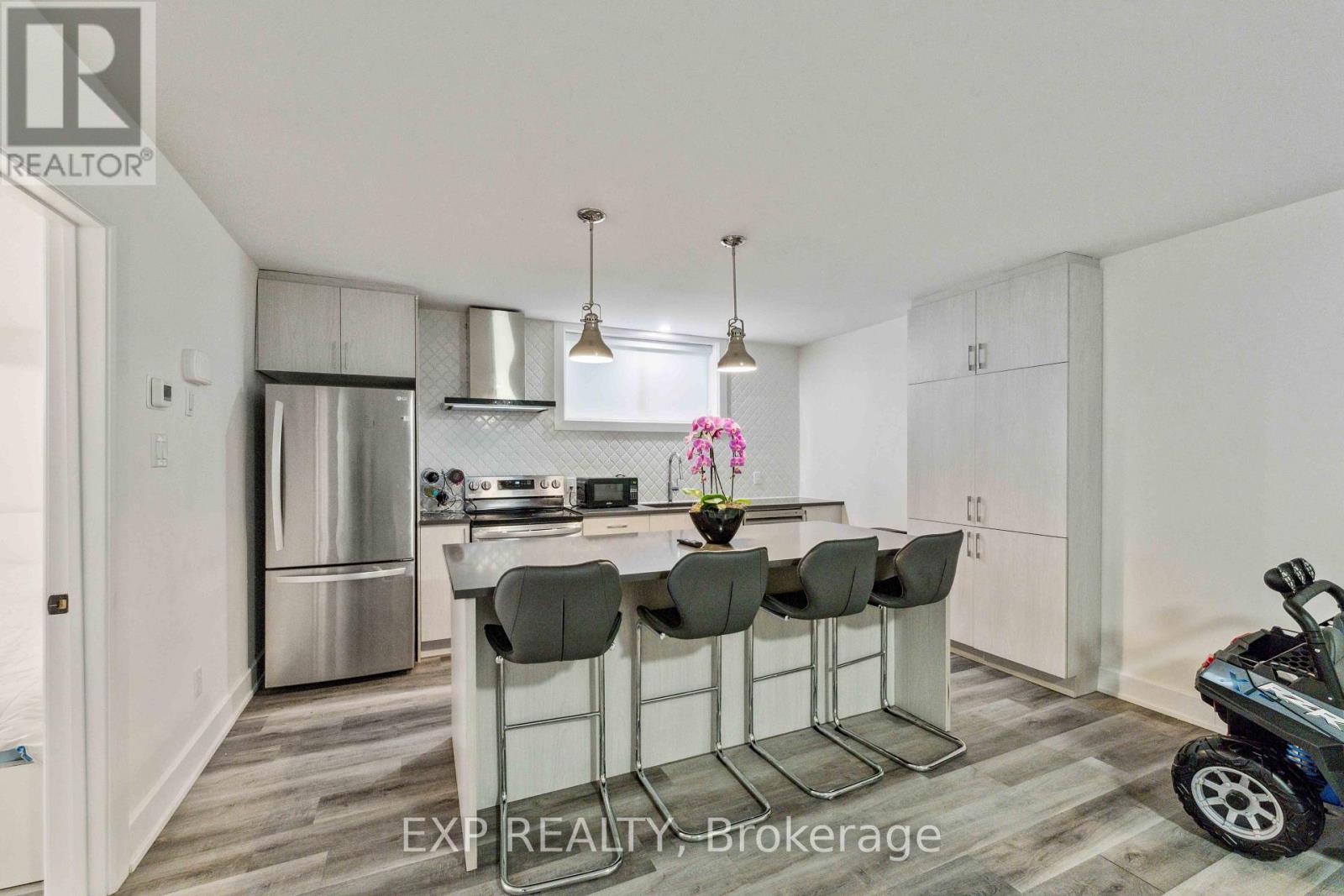 B - 12 Sylvester Street, Ottawa, Ontario  K1K 1V7 - Photo 10 - X13630404