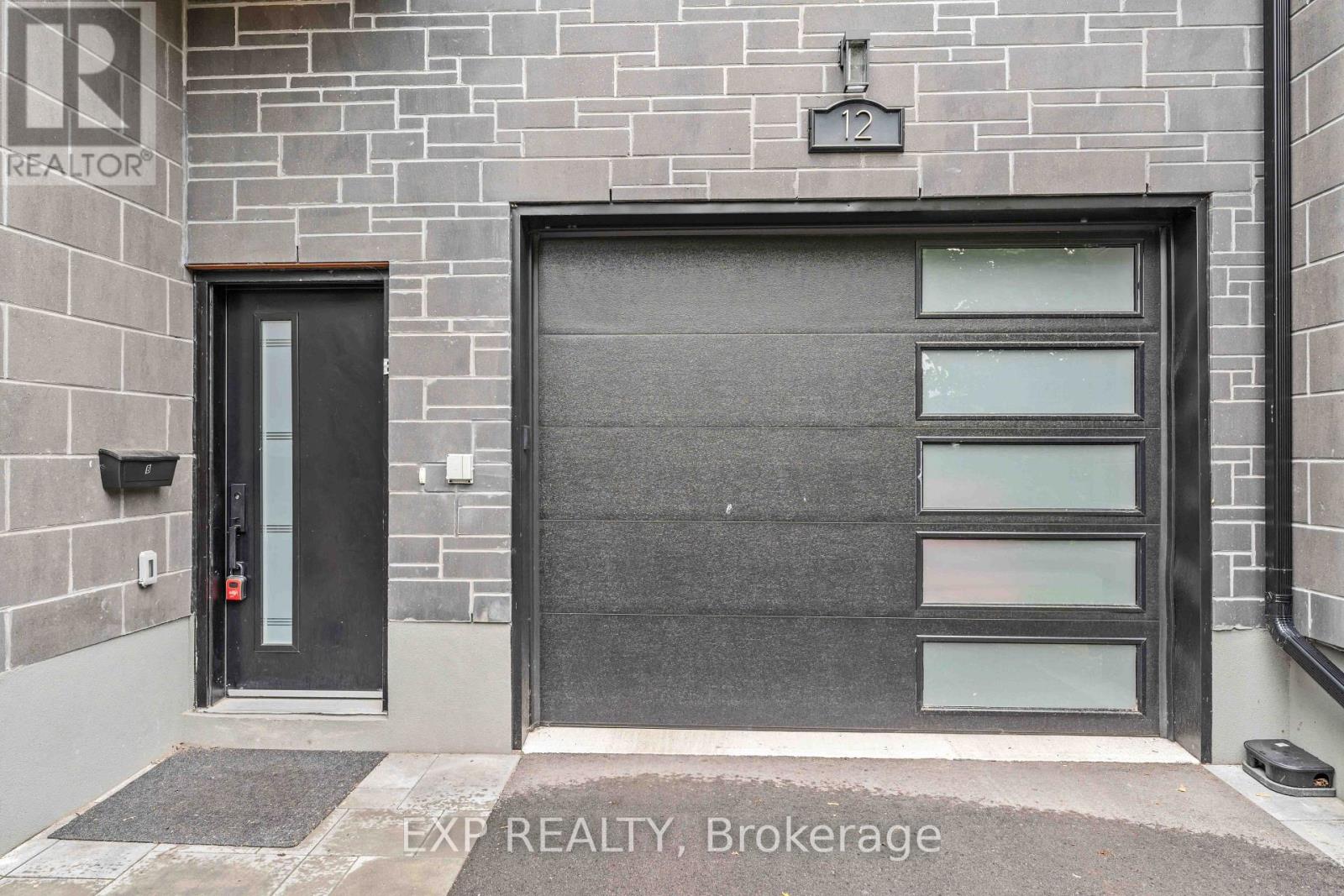 B - 12 Sylvester Street, Ottawa, Ontario  K1K 1V7 - Photo 2 - X13630404