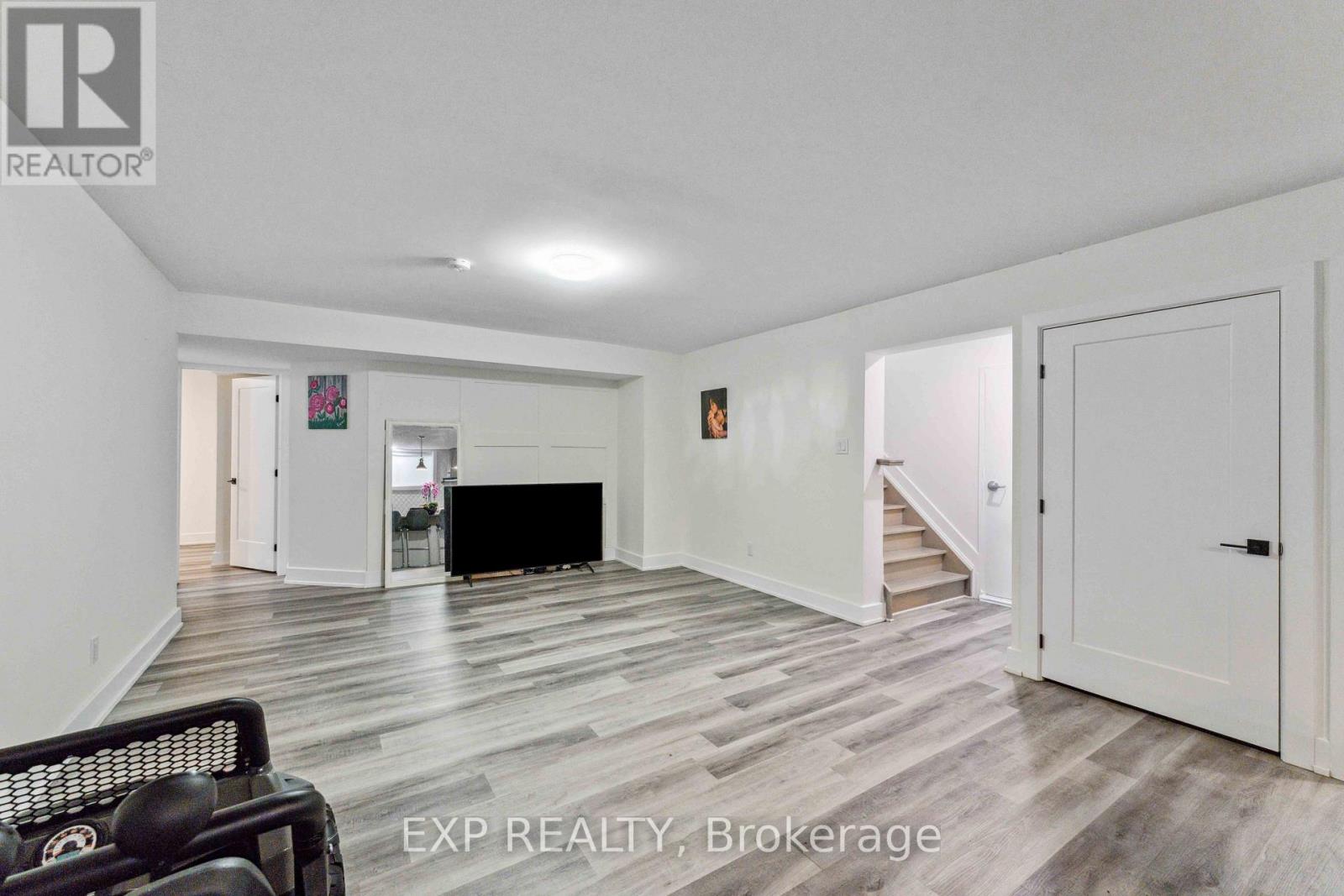 B - 12 Sylvester Street, Ottawa, Ontario  K1K 1V7 - Photo 4 - X13630404