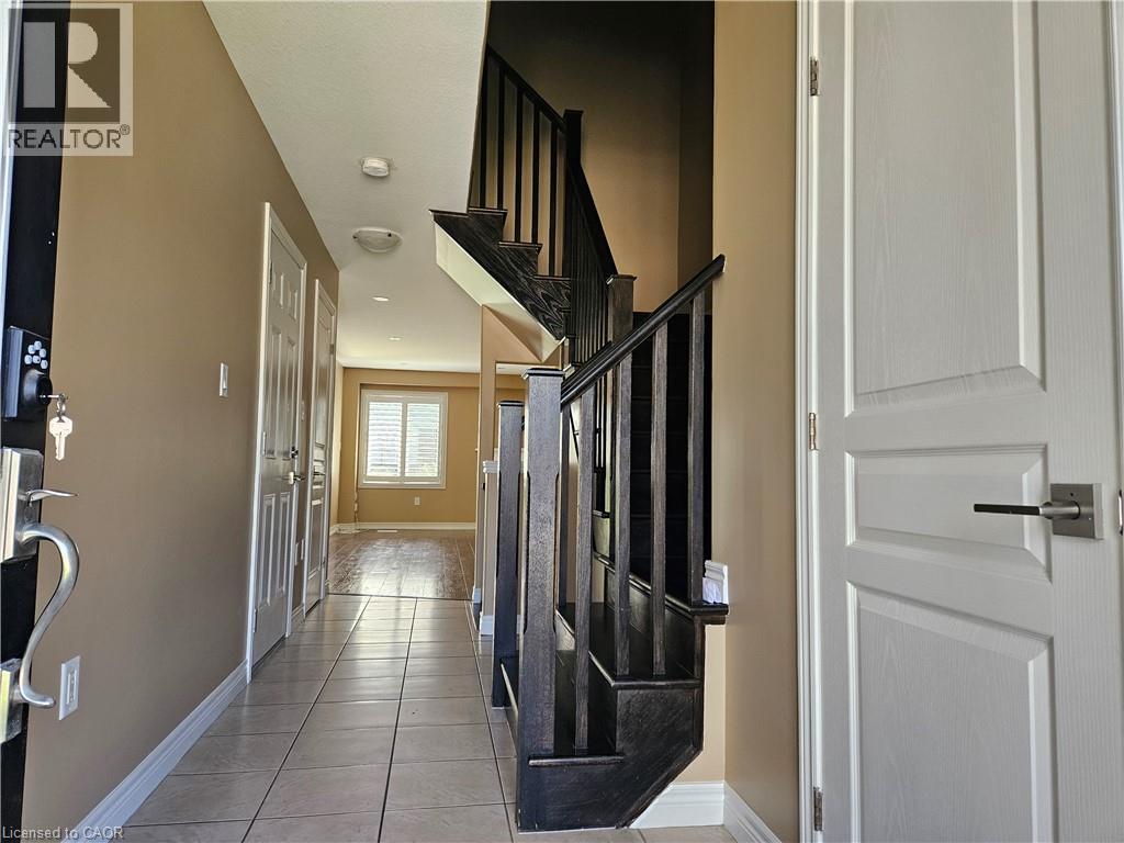 91 Chamomile Drive, Hamilton, Ontario  L8W 0C1 - Photo 3 - 40852732
