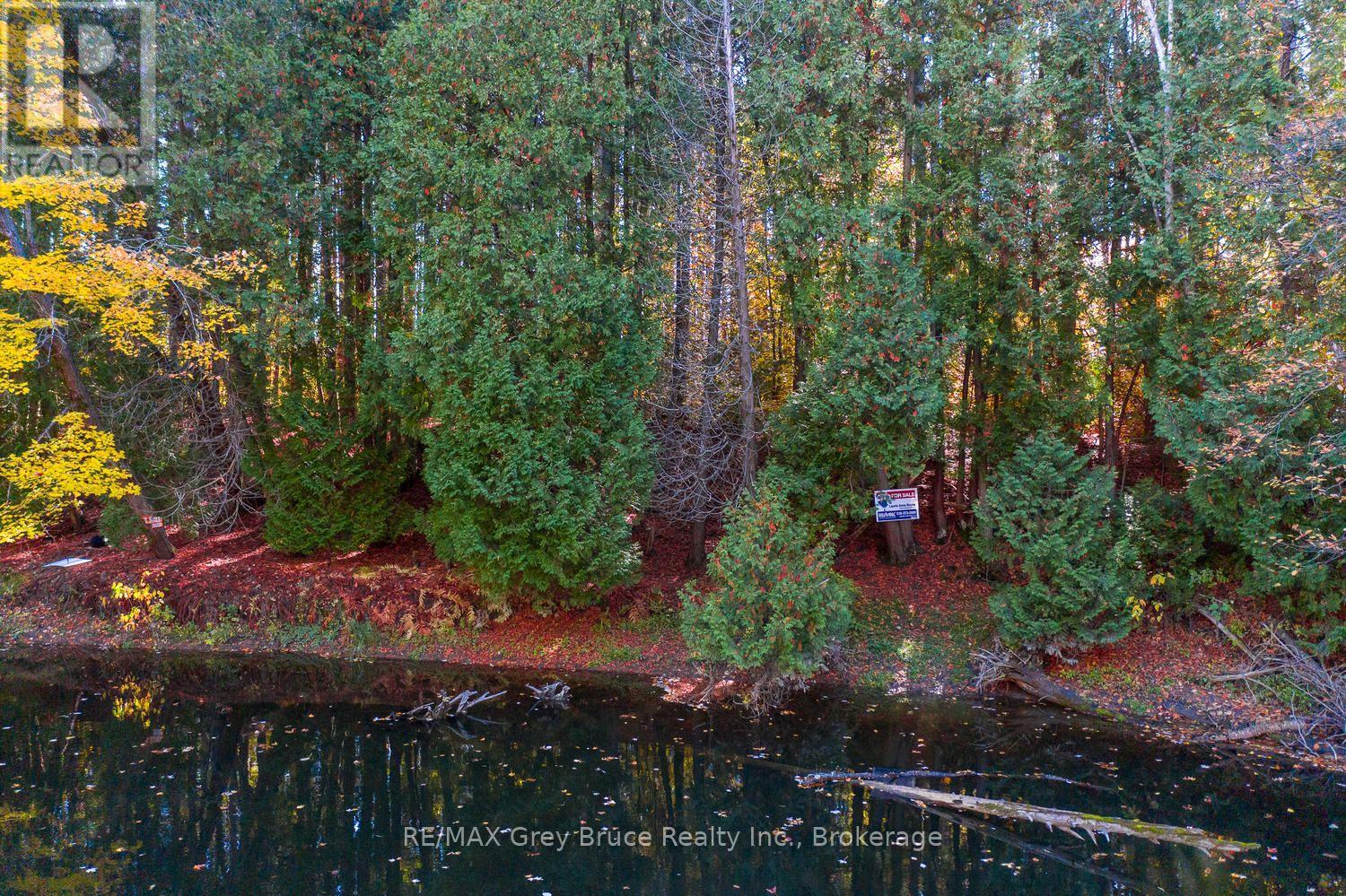 34 Riverside Place, South Bruce Peninsula, Ontario  N0H 2G0 - Photo 12 - X13630414