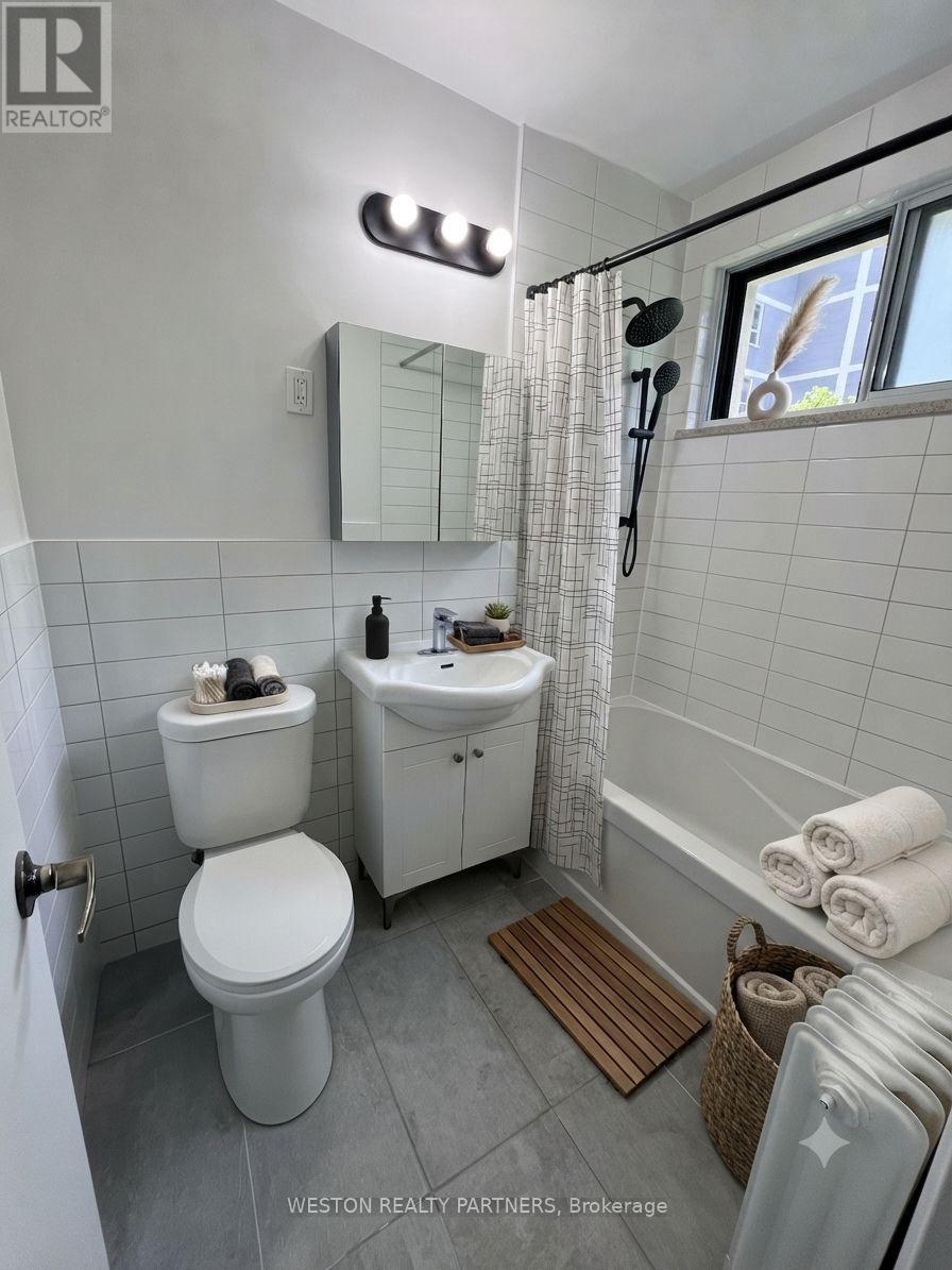 304 - 88 Wellesley Street E, Toronto, Ontario  M4Y 1H4 - Photo 3 - C13630366
