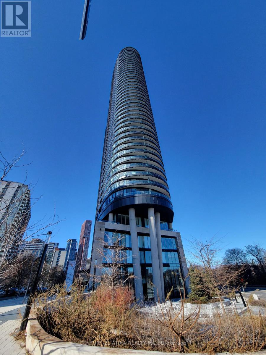 2224 - 585 BLOOR STREET E, Toronto, Ontario