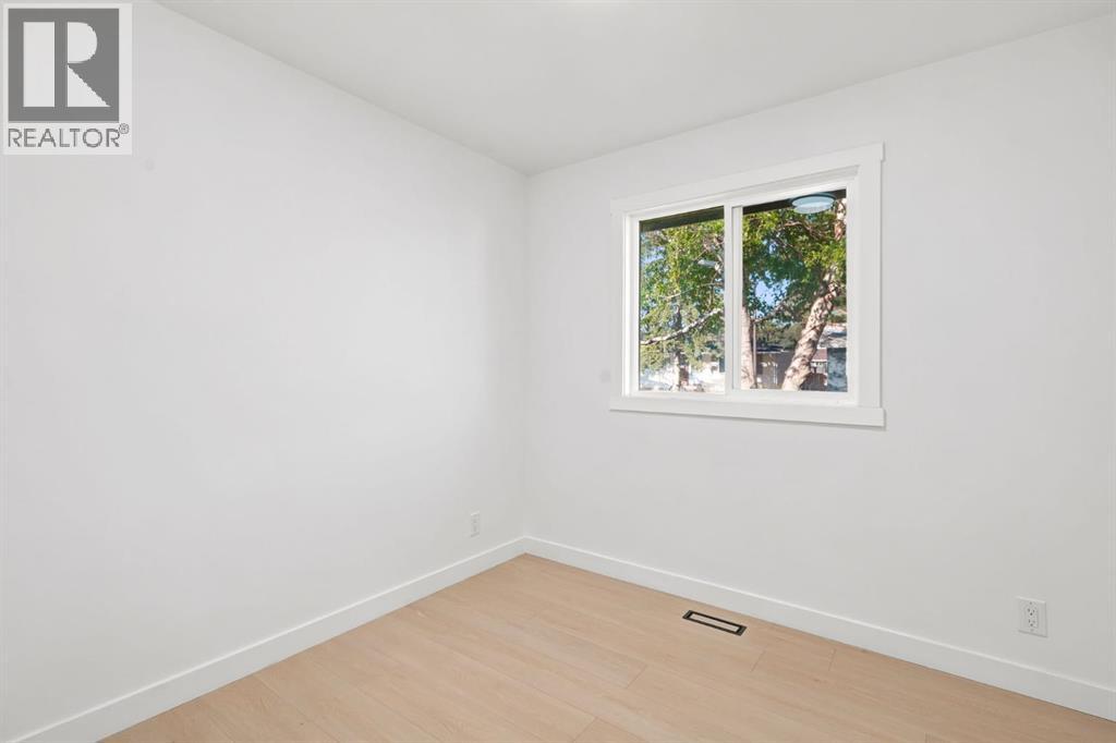 19 Mardale Crescent NE, Calgary, Alberta  T2A 3V4 - Photo 9 - A2324110