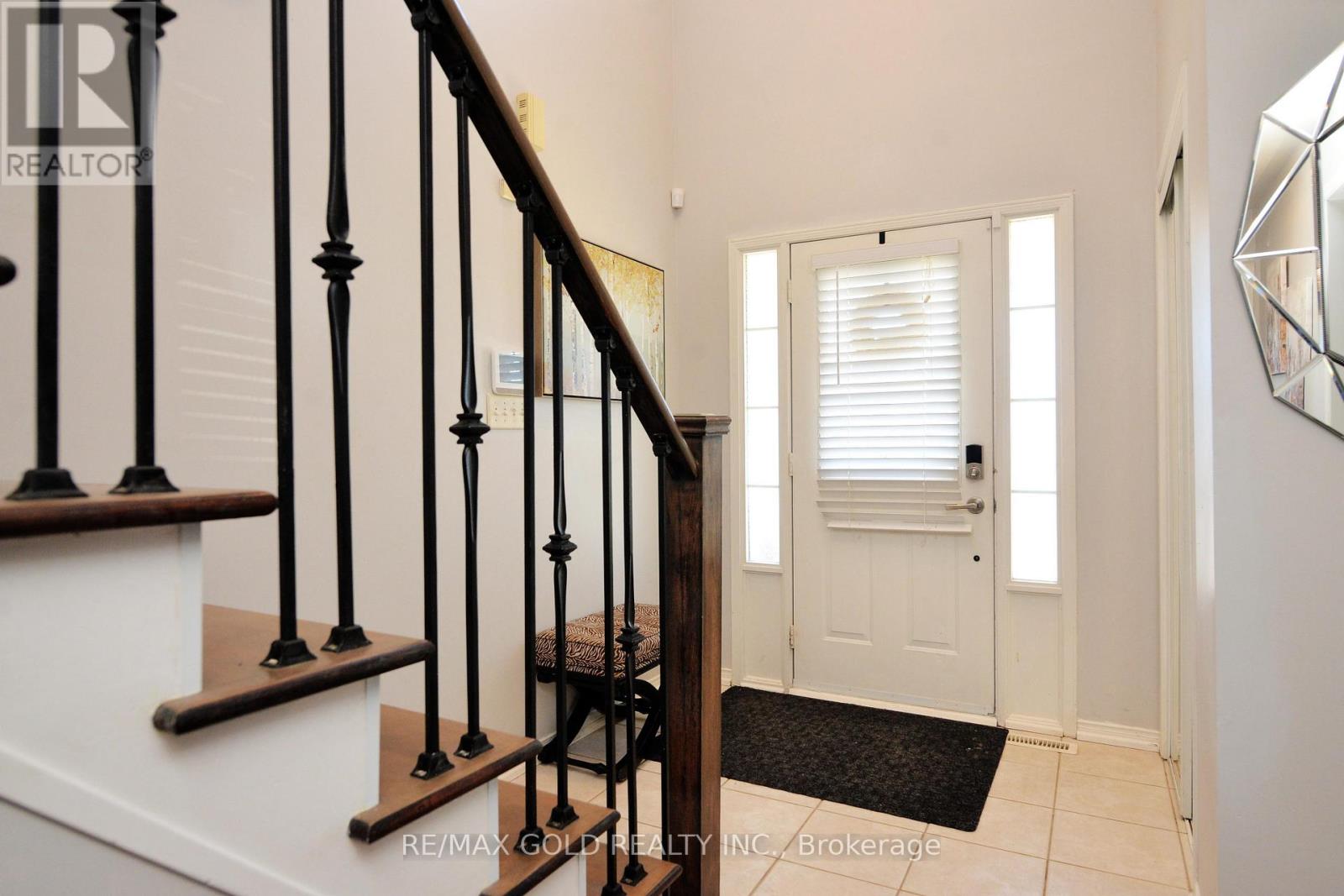 1199 Andrade Lane, Innisfil, Ontario  L9S 4X6 - Photo 3 - N13630396