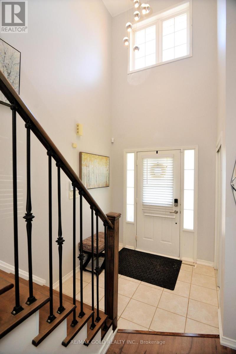1199 Andrade Lane, Innisfil, Ontario  L9S 4X6 - Photo 4 - N13630396