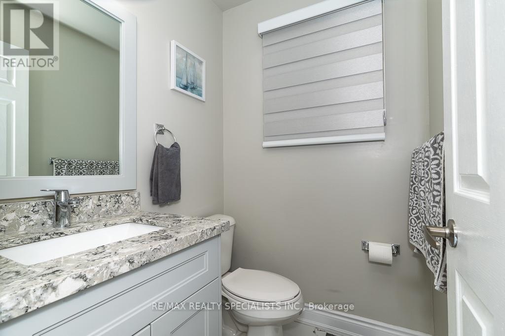 6369 Longspur Road, Mississauga, Ontario  L5N 6H1 - Photo 13 - W13630422